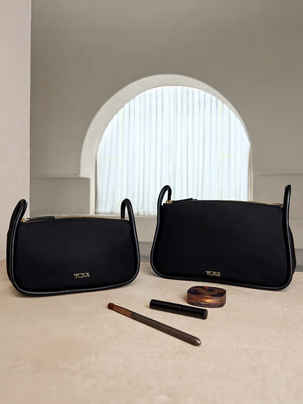 Luggage, Messenger Bags, Totes, Duffles & Backpacks Luggage, Messenger Bags, Totes, Duffles & Backpacks