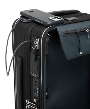 ARRIV&Eacute; Dual Access Expandable Cabin
