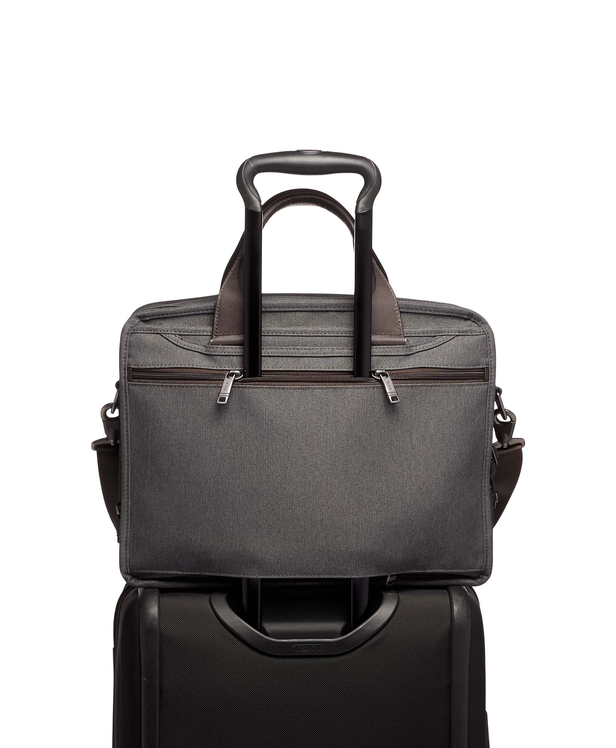 Tumi corporate hotsell collection messenger bag