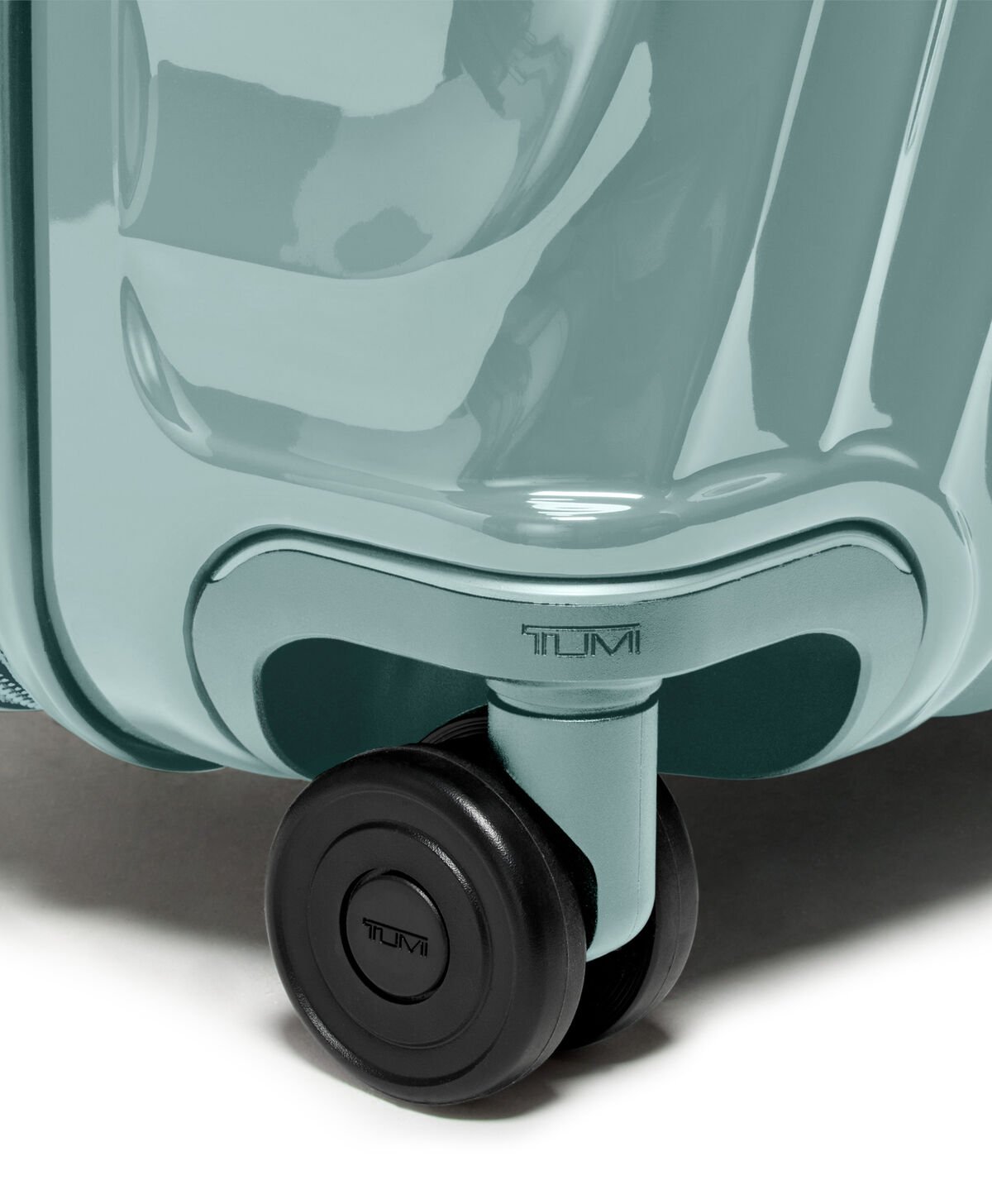 19 Degree Medium Expandable Checked