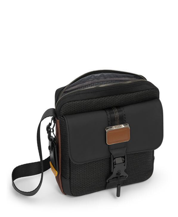 Alpha Bravo Junior Crossbody Black | TUMI Czechia