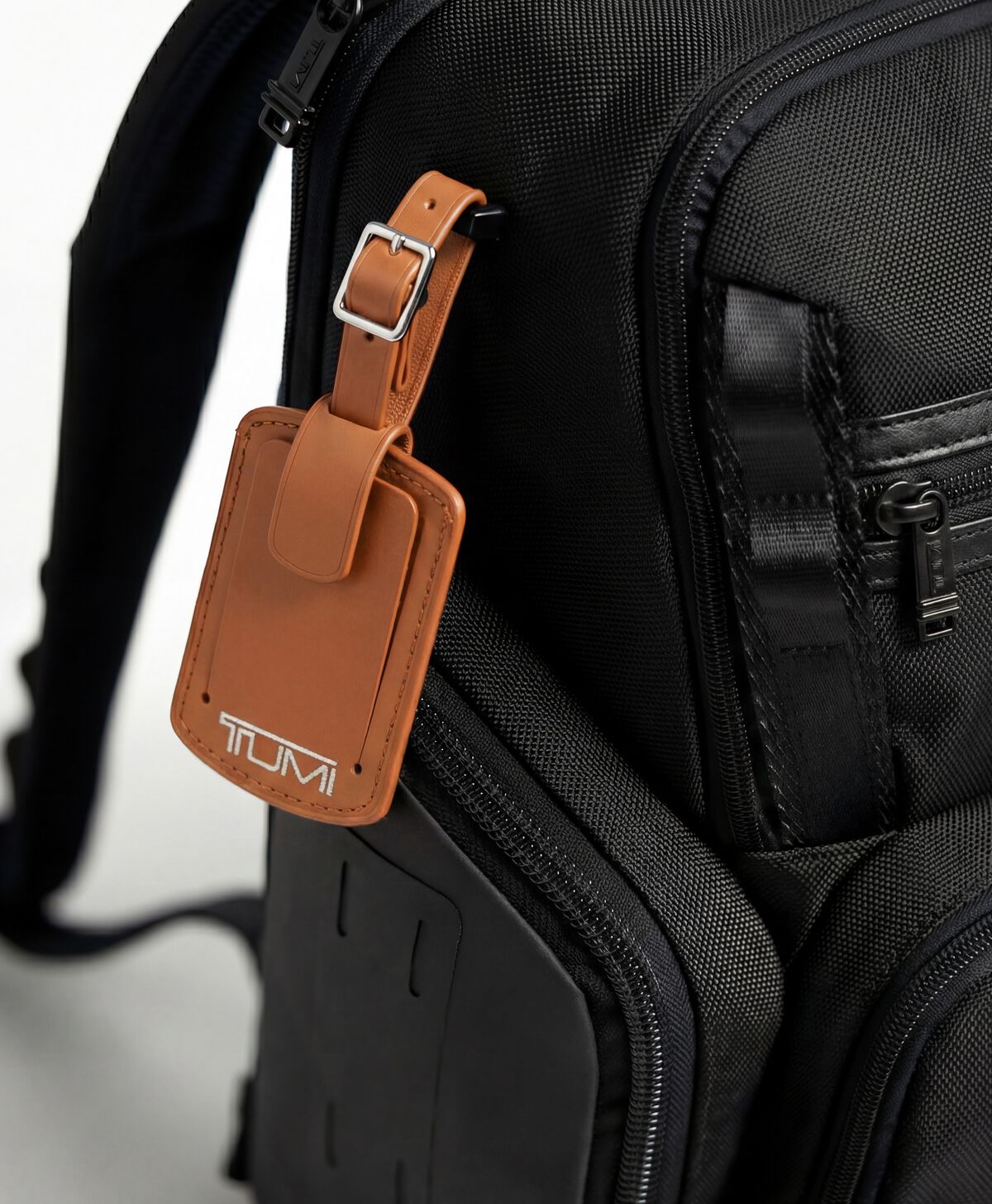 TUMI ACCENTS Size B Luggage Tag