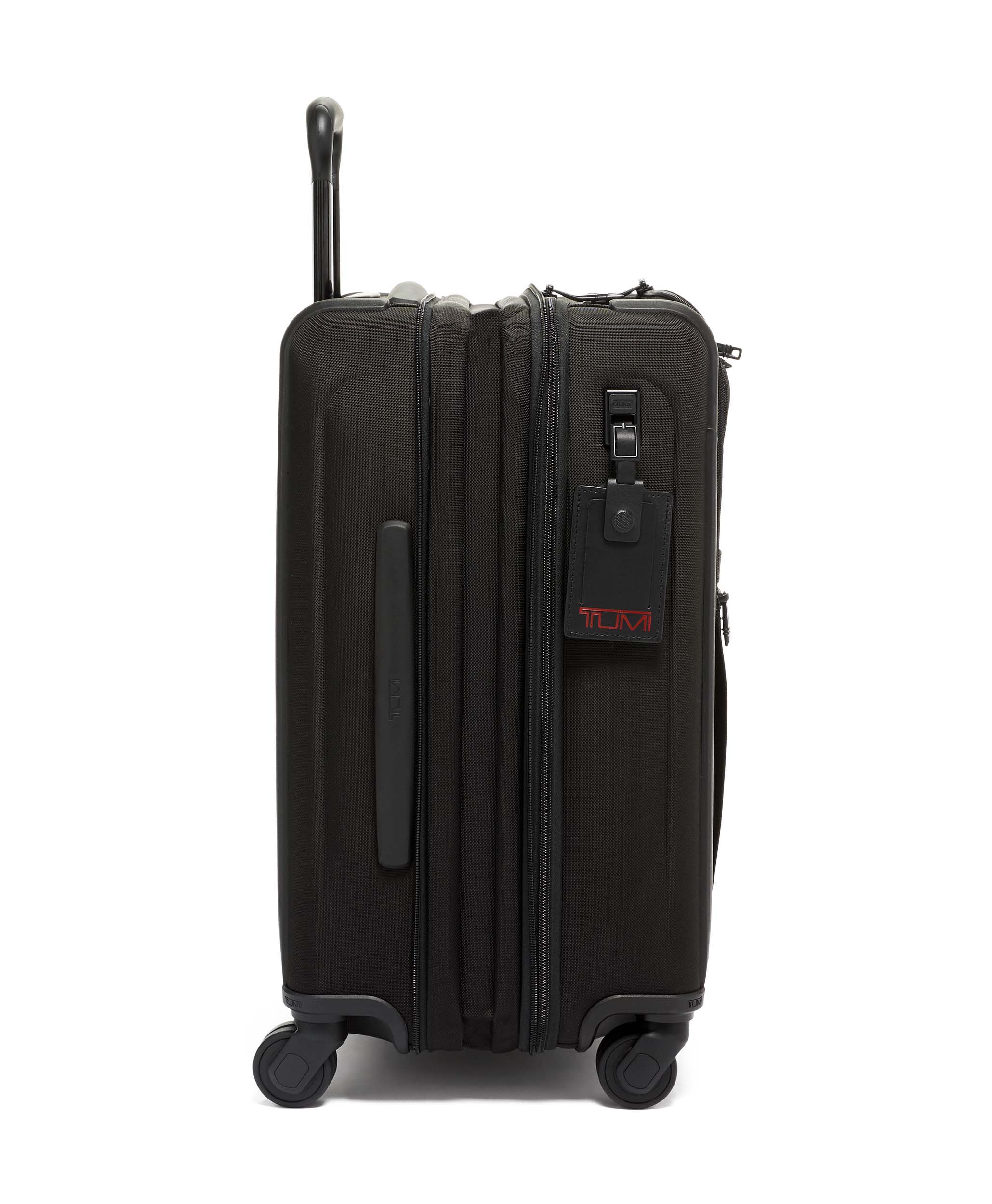 Tumi alpha hotsell 3 carry on