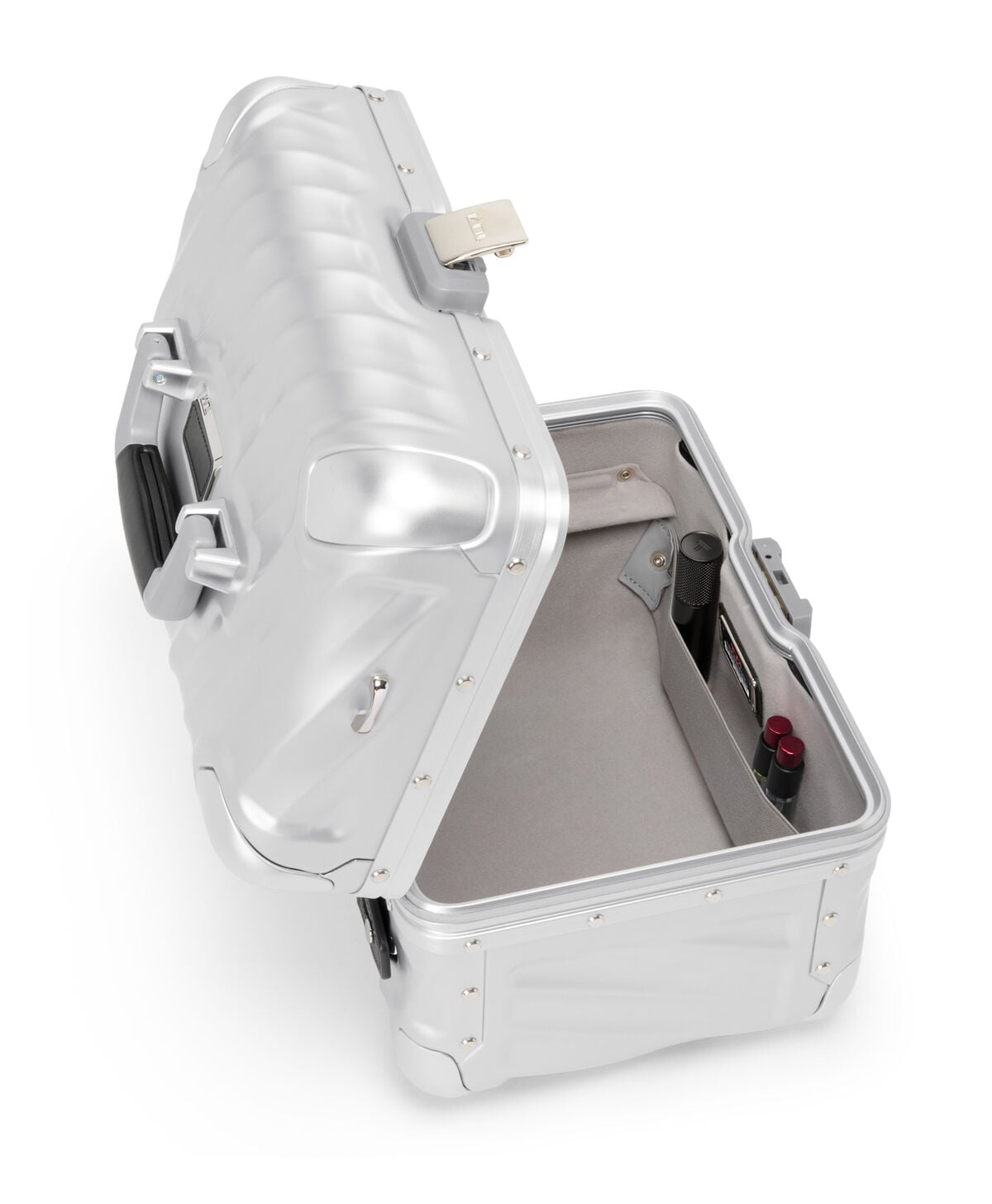 19 Degree Aluminium Train Case