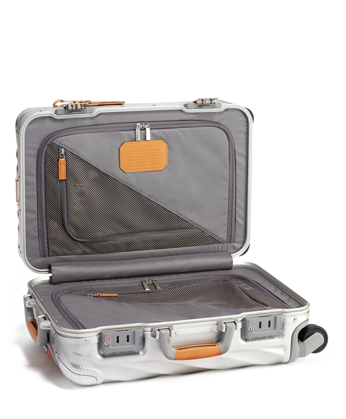 TUMI 19 Degree Aluminium INTERNATIONAL CARRY-ON Texture Silver