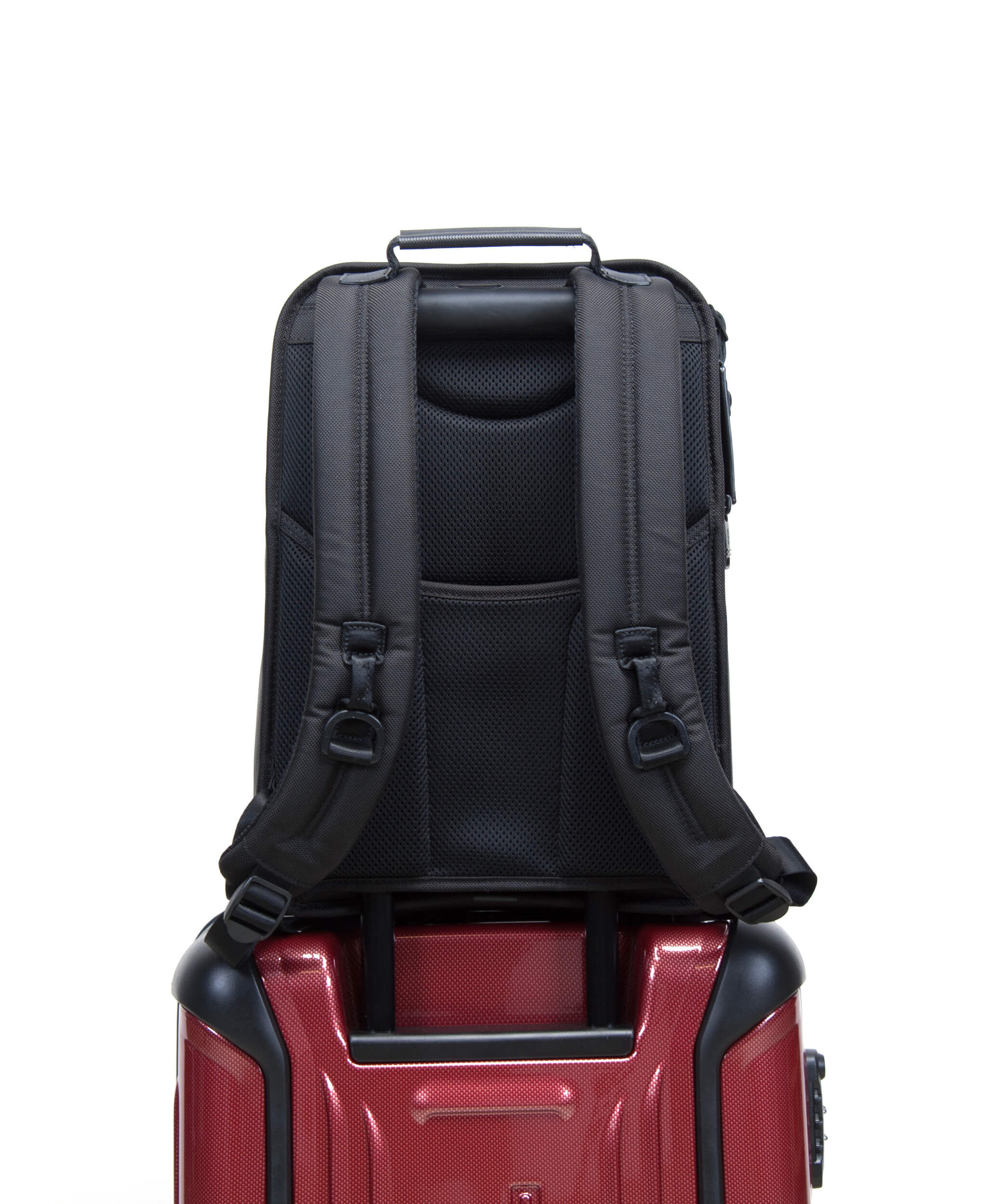 tumi alpha 3 slim